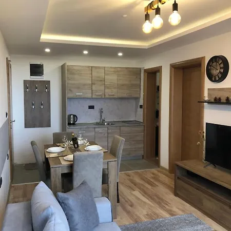 شقة Planinsko Blago Luxury Apartmans