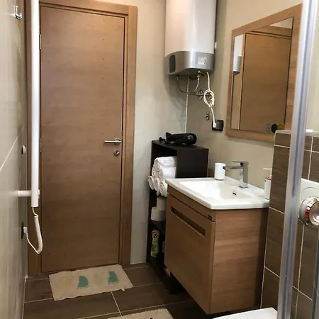 شقة Planinsko Blago Luxury Apartmans كوباونيك