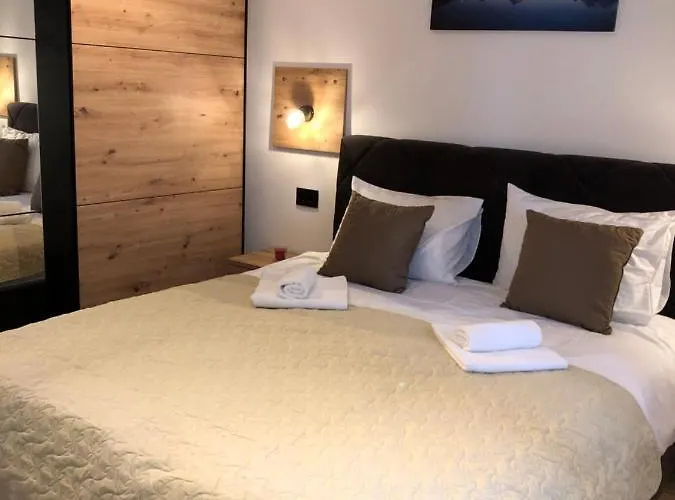 アパート Planinsko Blago Luxury Apartmans *